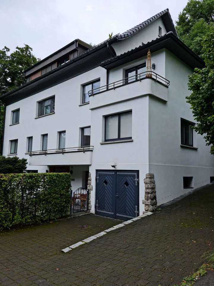 Appartamento 6 locali 150 m², altezza della stanza 2,7 metri - Centro Herisau - Balcone, stanza del camino, giardino, parcheggio