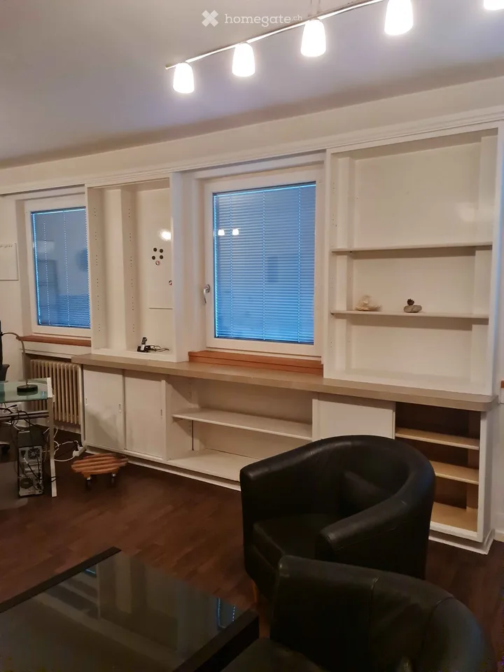 Appartamento 6 locali 150 m², altezza della stanza 2,7 metri - Centro Herisau - Balcone, stanza del camino, giardino, parcheggio