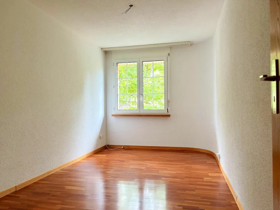 *RESERVIERT* Grosszügige 5.5-Zimmerwohnung in ruhiger, grüner Wohnlage – Foto 16 von 19