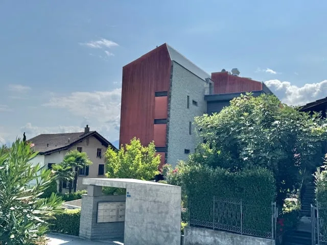 For sale in the center of Losone - Modern duplex attic of 5.5 rooms – photo 2 of 22