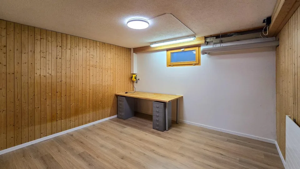 5.5-Zimmer-Einfamilienhaus mit traumhaftem Garten an sonniger Lage in Stallikon