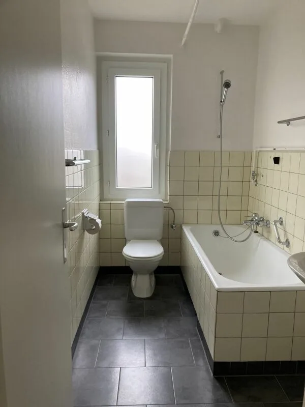frisch gestrichene 3-Zimmerwohnung an zentraler Lage in Ostermundigen!