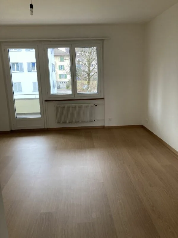 frisch gestrichene 3-Zimmerwohnung an zentraler Lage in Ostermundigen!
