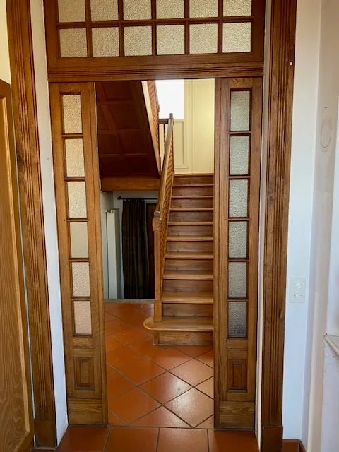 Vendesi affascinante casa d’epoca in posizione rialzata – foto 4 di 9