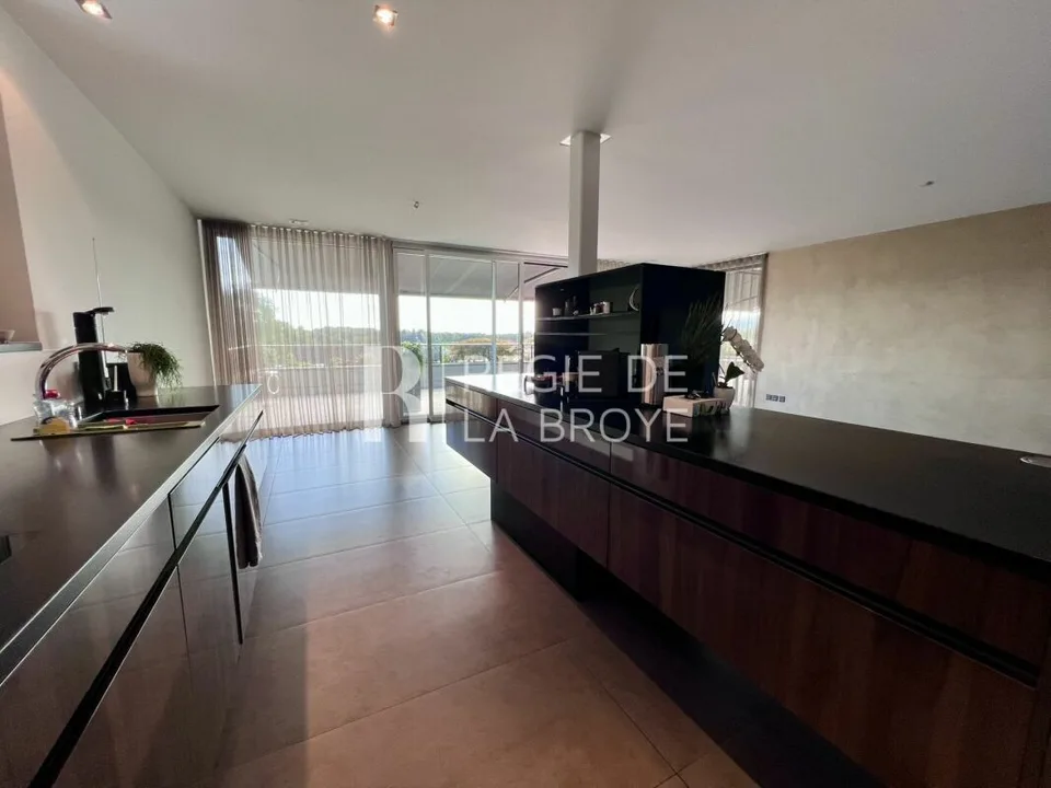 Appartamento di lusso 165 m² a Gampelen