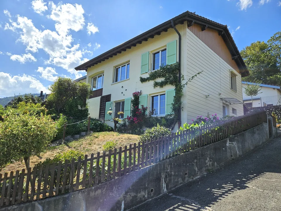 Villa indipendente con vista panoramica sulla campagna e le Alpi – foto 13 di 14
