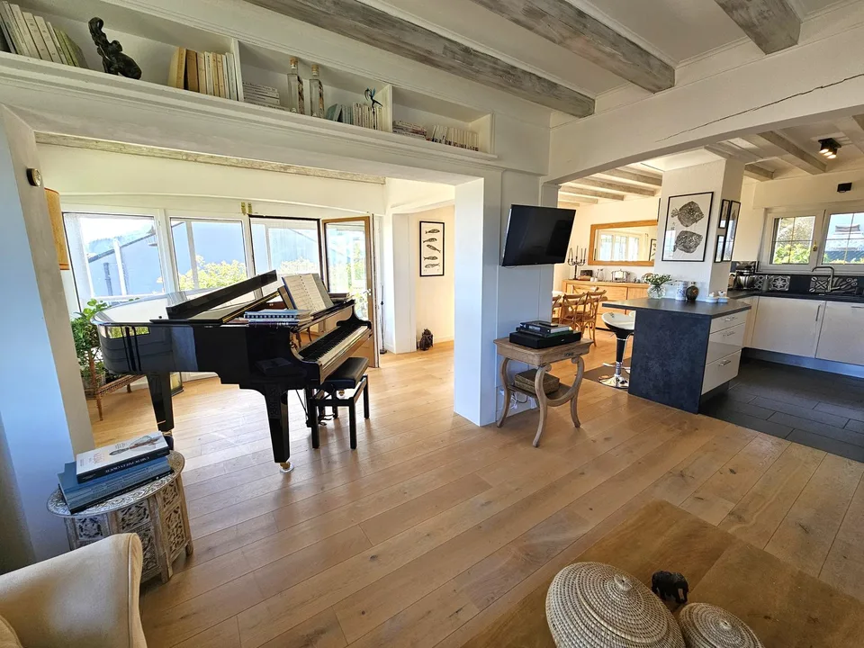 Villa indipendente con vista panoramica sulla campagna e le Alpi – foto 6 di 14
