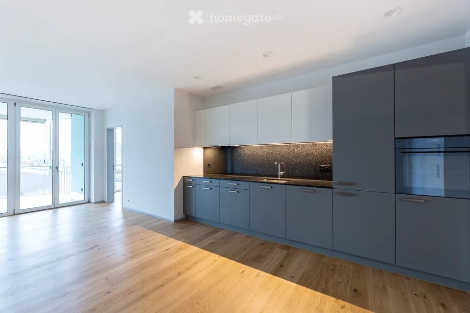 Moderne 3.5-Zimmer-Wohnung mit Balkon direkt am Bahnhof Hegi