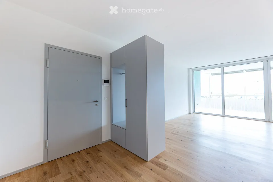 Moderne 3.5-Zimmer-Wohnung mit Balkon direkt am Bahnhof Hegi