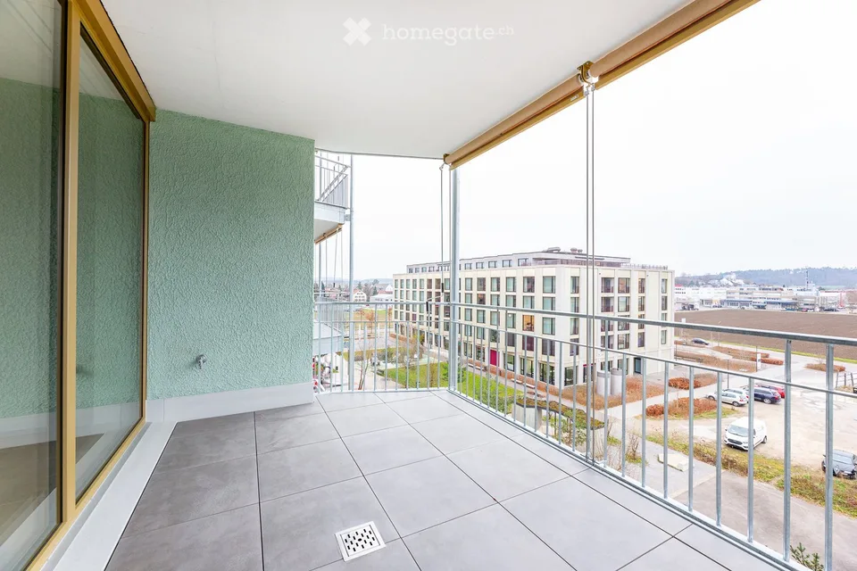 Moderne 3.5-Zimmer-Wohnung mit Balkon direkt am Bahnhof Hegi