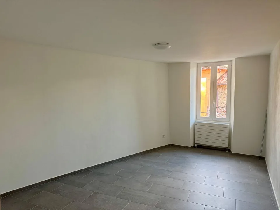 Aranno - Appartement 3.5 pièces à louer dans le noyau sans congu