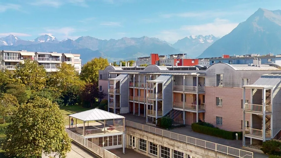 Appartement 4 pièces et demi : qualité de vie rencontre vue panoramique – photo 3 sur 13