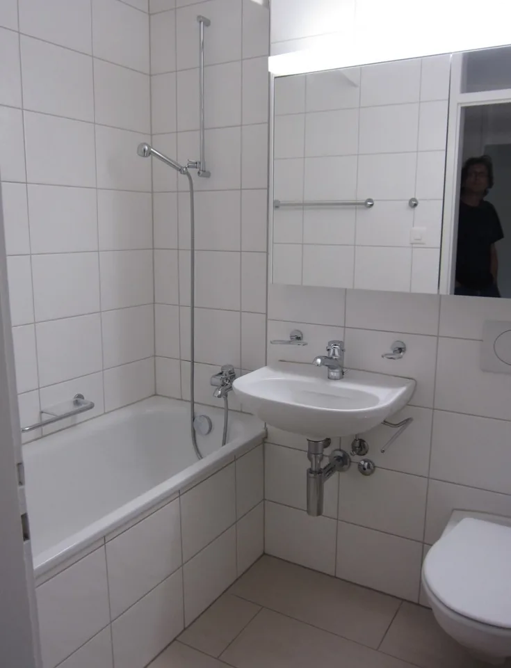 Per 16.10.2026 vermieten wir eine 3.5-Zimmerwohnung in Adliswil