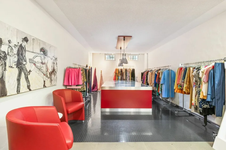 Flexible Büro-/Gewerbefläche im Herzen von Lichtensteig - 60 m², 80 m² oder 140 m² - Hochwertig ausgestattet – Foto 7 von 15