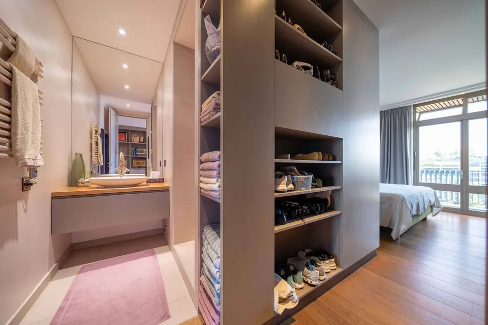 Appartement von hohem Standard mit 4 Zimmern, möbliert