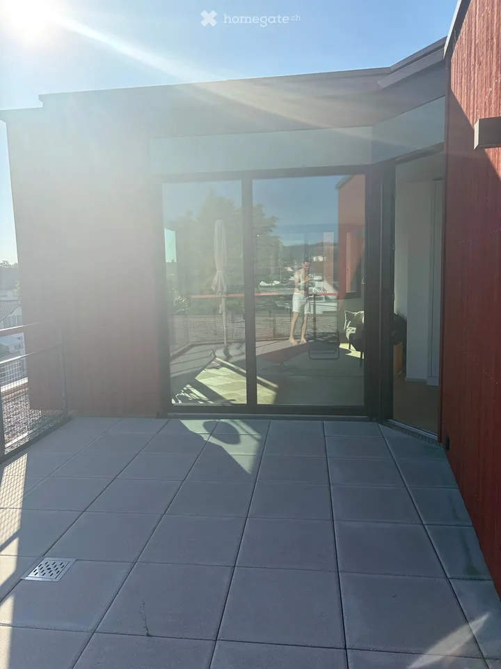 Modern 1.5-room attic apartment in Dietikon – New building from October 2026