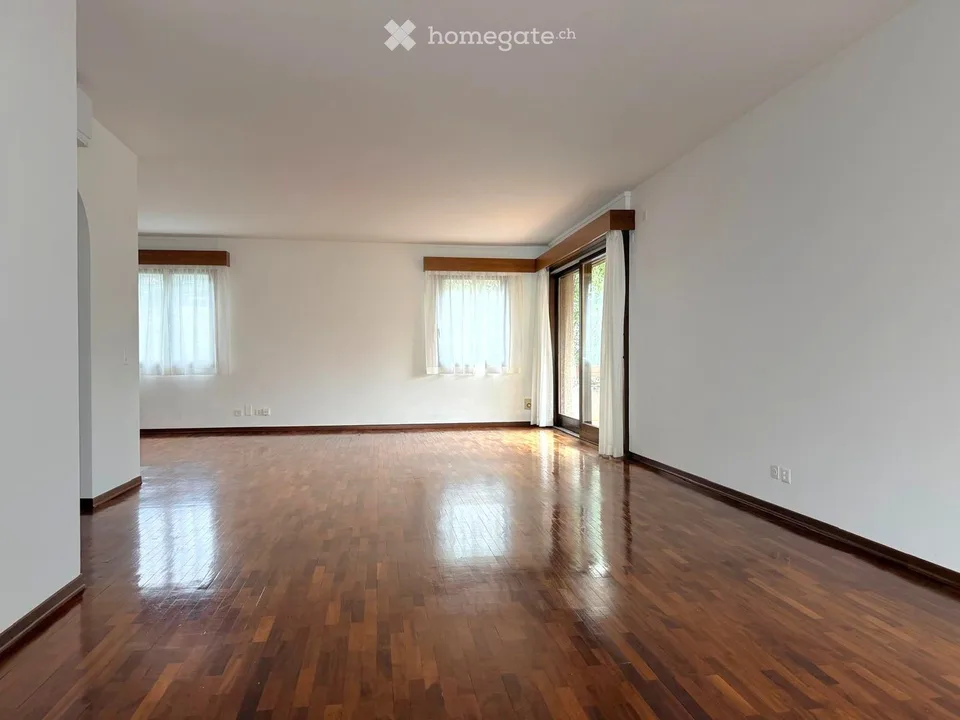 Helles 4.5-Zimmer-Apartment in Lugano – Via Marco da Carona 7