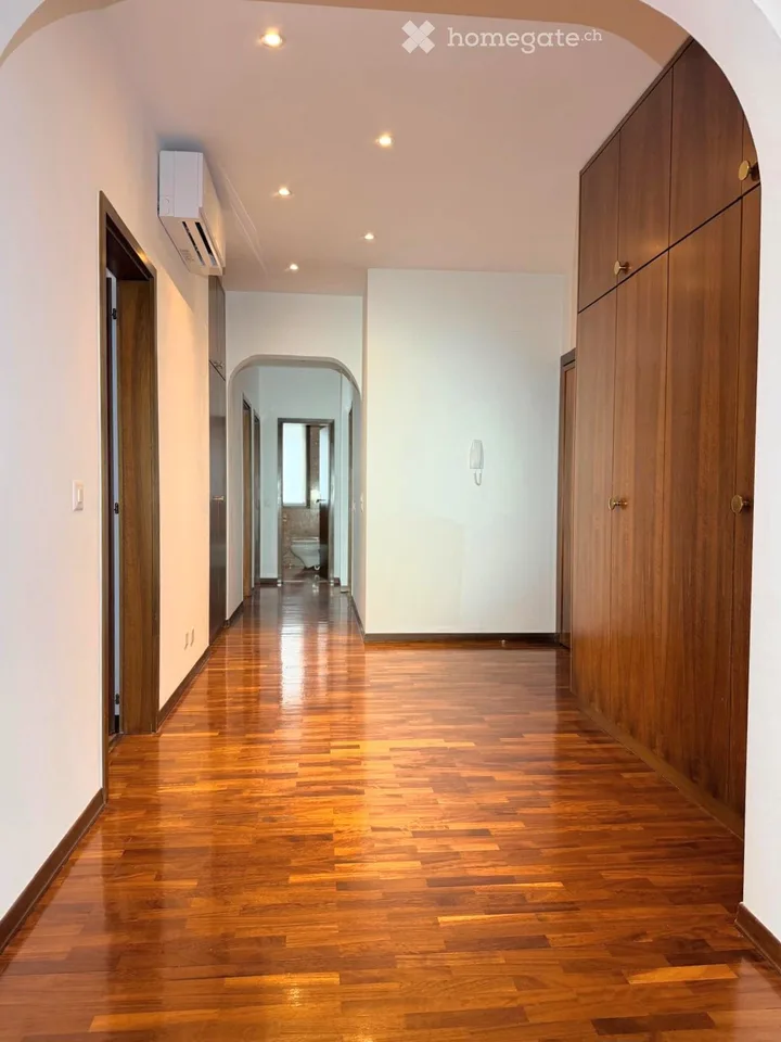 Helles 4.5-Zimmer-Apartment in Lugano – Via Marco da Carona 7