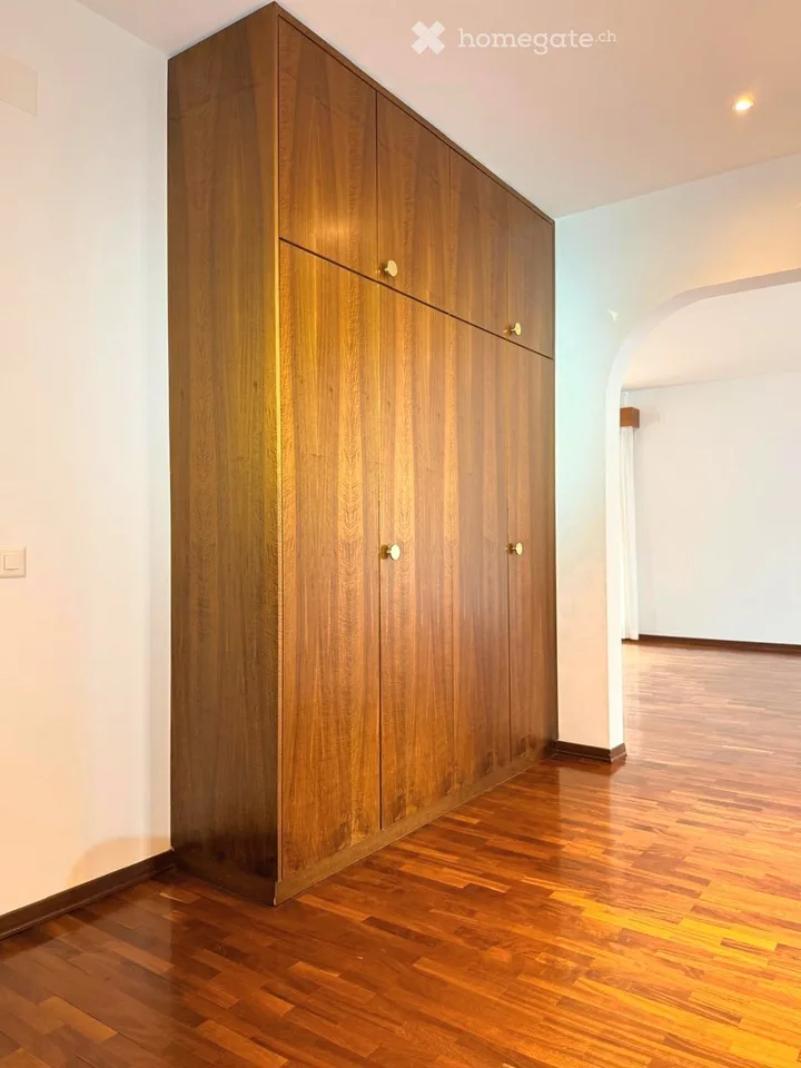 Helles 4.5-Zimmer-Apartment in Lugano – Via Marco da Carona 7