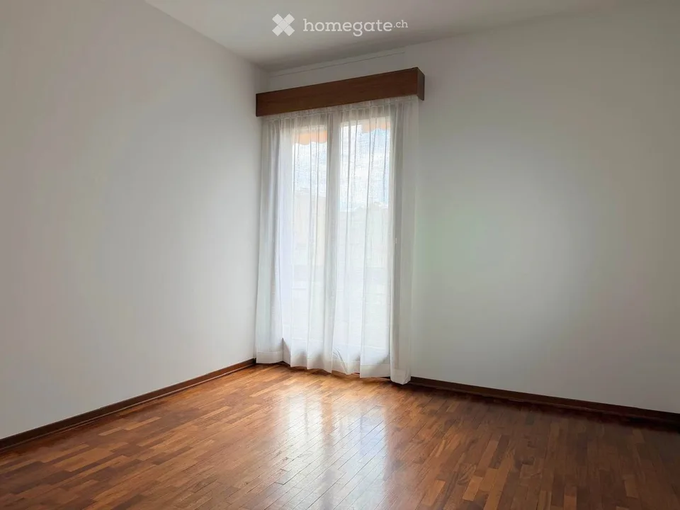 Helles 4.5-Zimmer-Apartment in Lugano – Via Marco da Carona 7