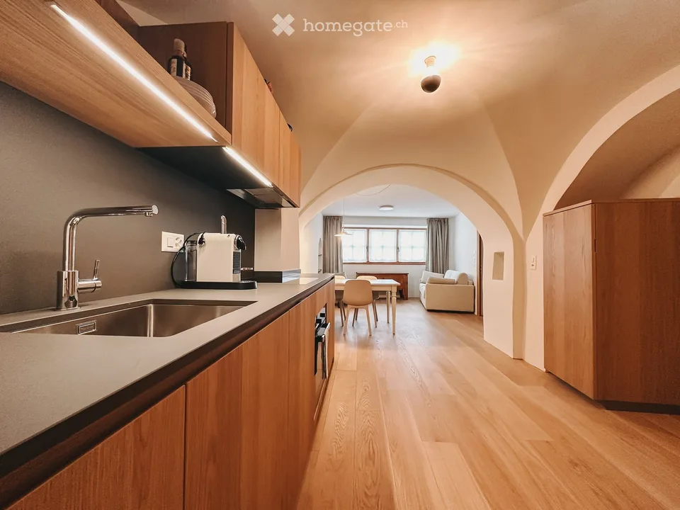 CHESA BOTT SAMEDAN - Luxurious 2.5 room apartment