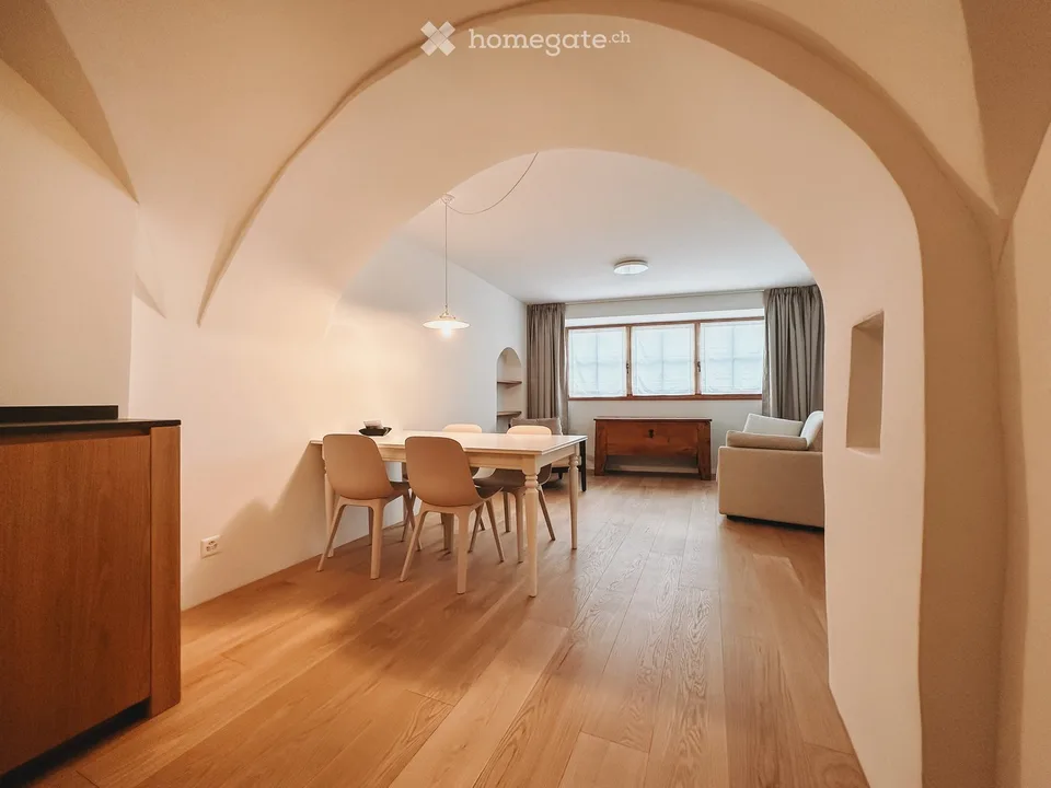 CHESA BOTT SAMEDAN - Luxurious 2.5 room apartment