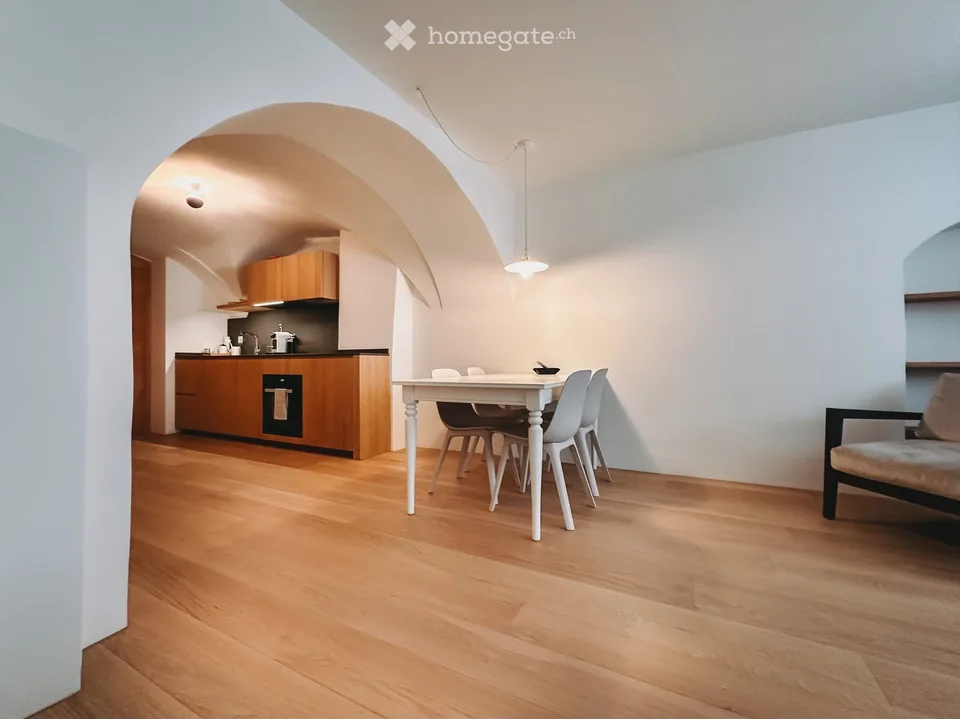 CHESA BOTT SAMEDAN - Luxurious 2.5 room apartment