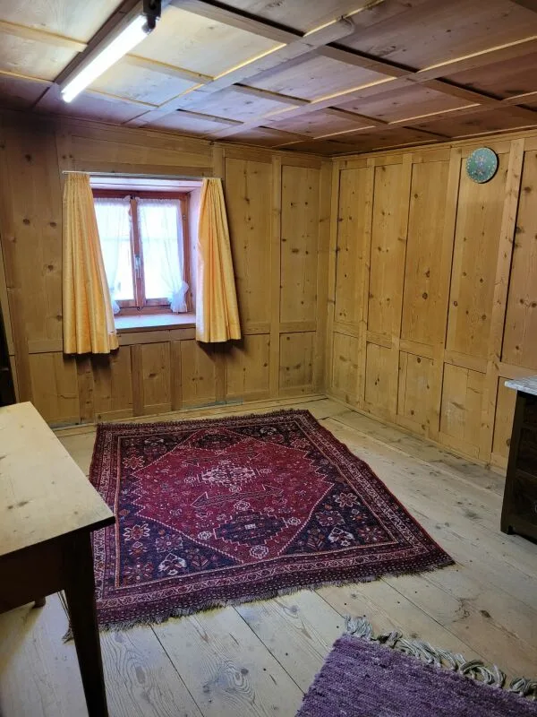 Casa con laboratorio e stalla a 7458 Mon (GR) – foto 11 di 14