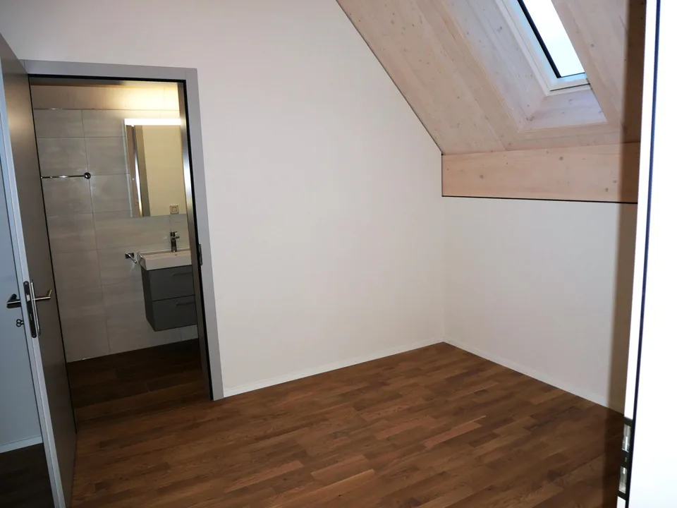 FRIBOURG - BOURGUILLON - MAGNIFICO APPARTAMENTO DI 4.5 LOCALI