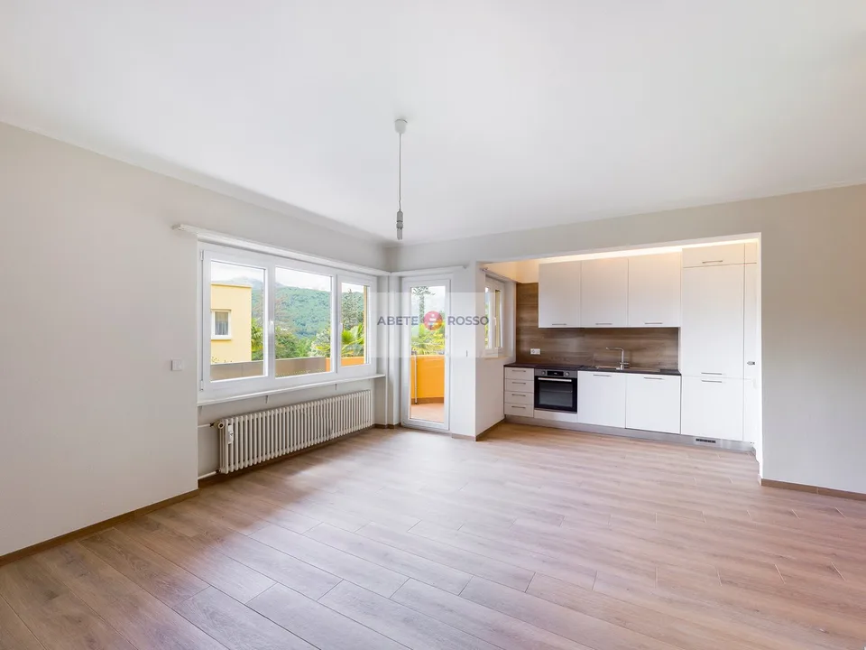 Renovierte Wohnung: ruhige Wohngegend, Wohnanlage mit Pool, nahe Lugano