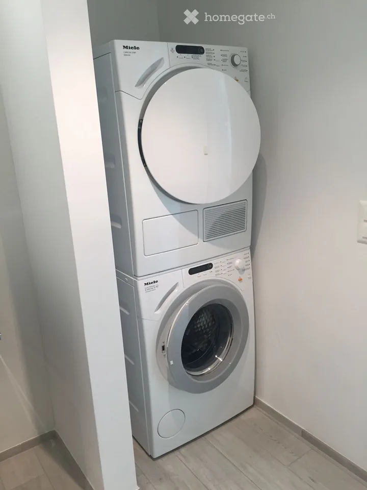 Bright 4.5-room apartment with balcony in Eschenbach SG