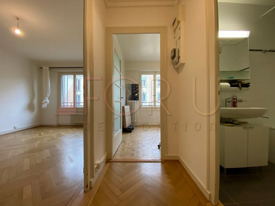 Sympathische 2-Zimmer-Wohnung im alten Stil in Pâquis