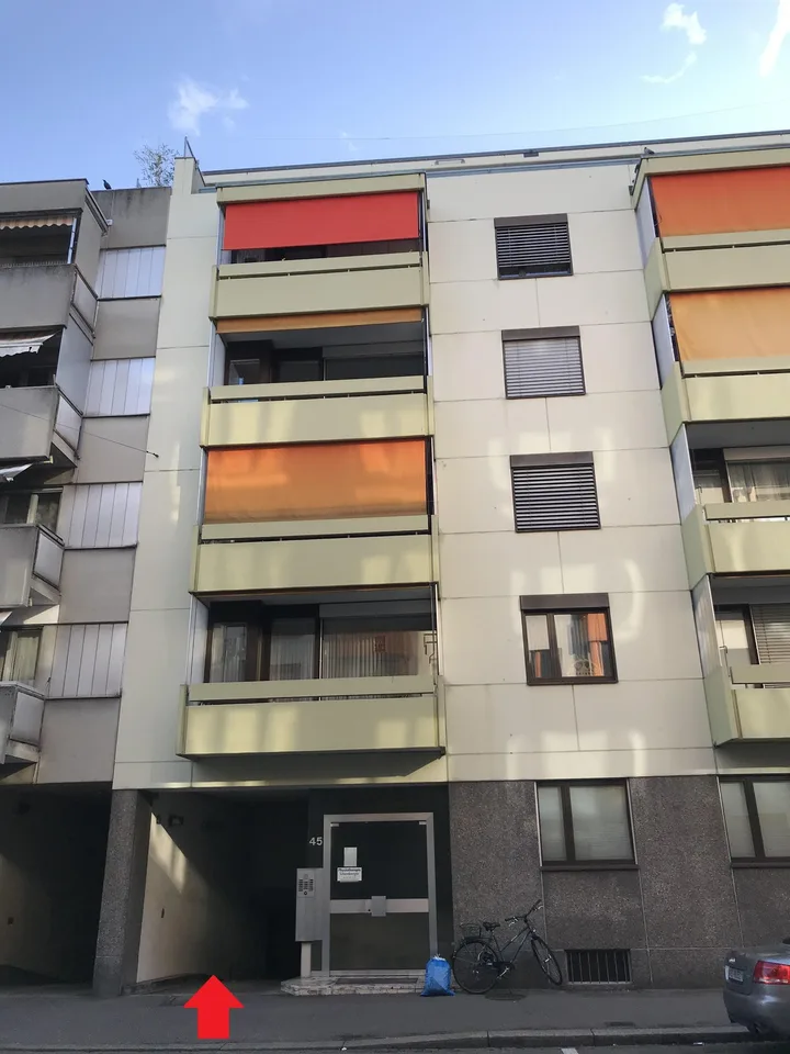 Einstellplatz im Gundeli, Nähe Bahnhof SBB – Foto 2 von 2
