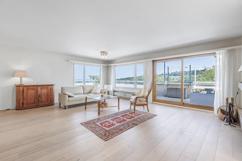 Appartement de charme au dernier étage avec une terrasse magnifique – photo 16 sur 26