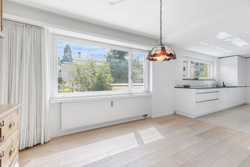 Appartement de charme au dernier étage avec une terrasse magnifique – photo 18 sur 26