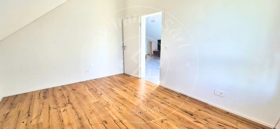 Beautiful 3.5-room apartment on the 2nd floor in Lully