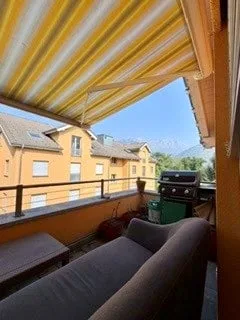 Charmant appartement de 4,5 pièces au dernier étage avec panorama montagnard à Susten