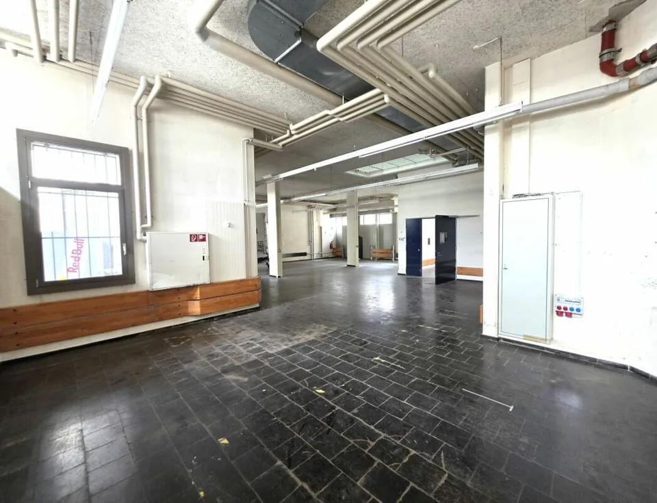Werkstatt, ideal für Autoschrauber, Hobbyschreiner, etc. - direkt beim Bahnhof Romanshorn – Foto 4 von 8