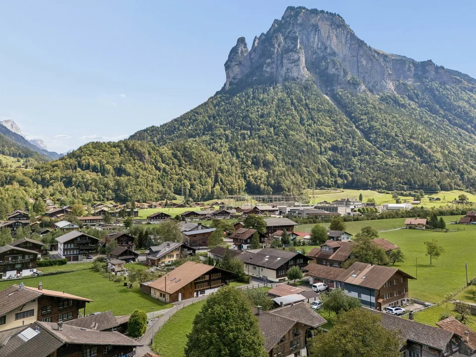 Wunderschön kernsaniertes 6 Zimmer Einfamilienhaus mit weitläufigem Garten – Foto 6 von 18