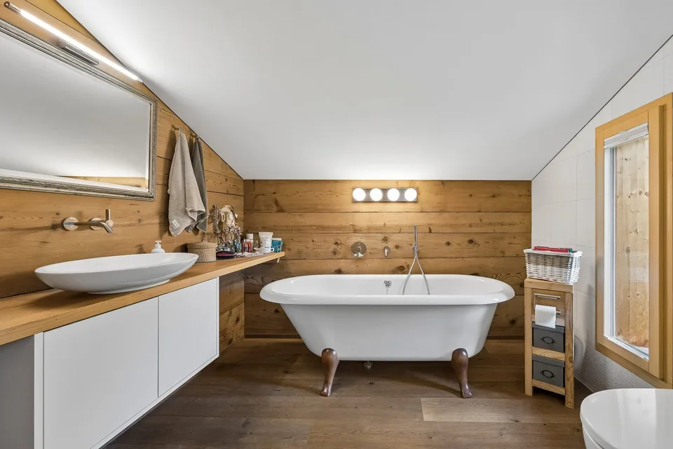 Wunderschön kernsaniertes 6 Zimmer Einfamilienhaus mit weitläufigem Garten – Foto 15 von 18
