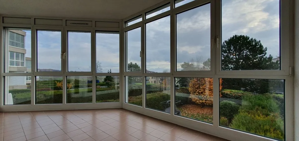 Appartement de 3 pièces avec cheminée et véranda