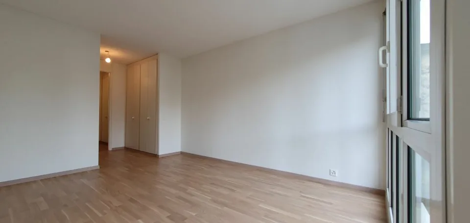 Appartement de 3 pièces avec cheminée et véranda