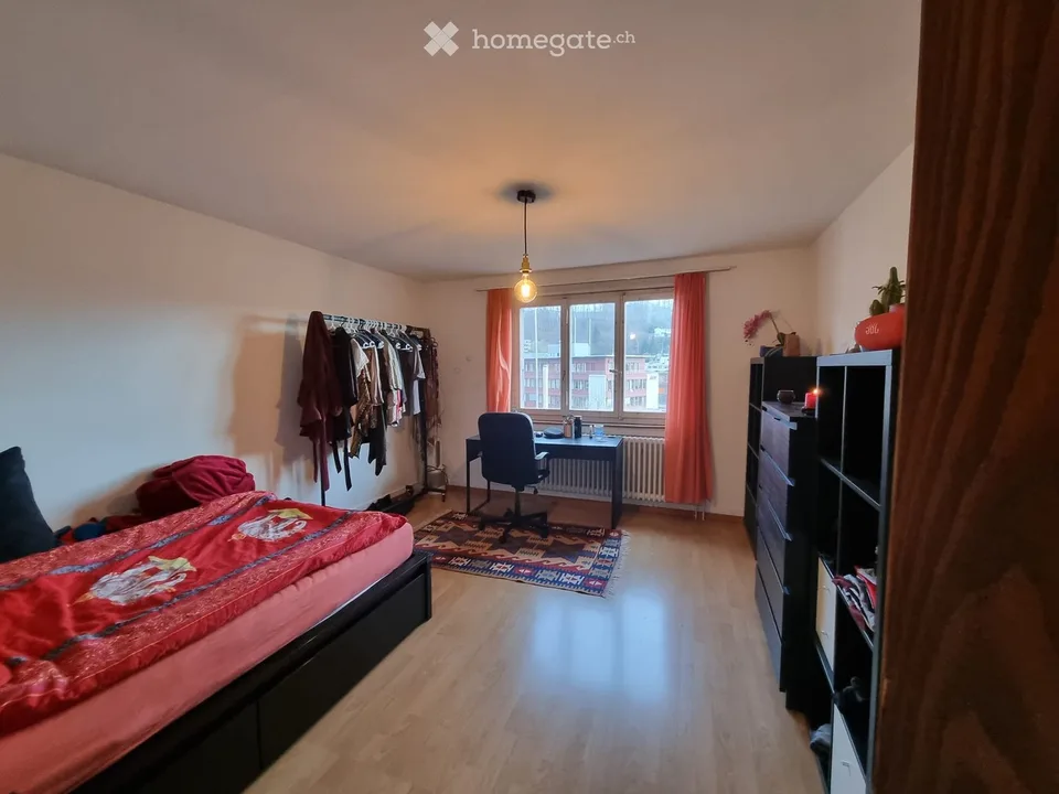 Grosszügiges WG-Zimmer in charmantem Haus