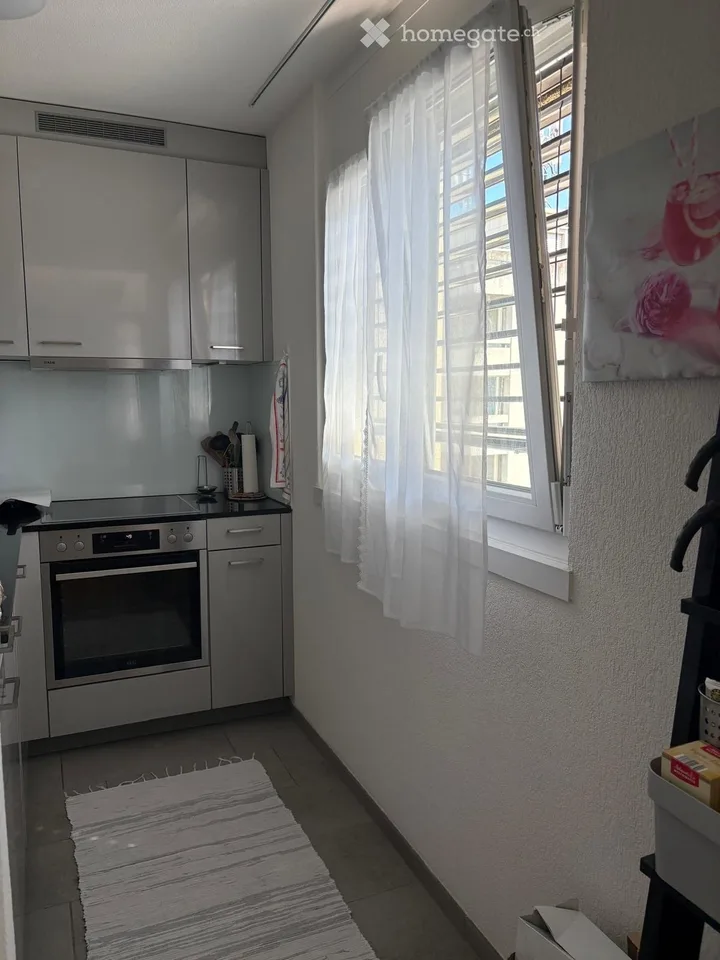 Bright 2.5-room apartment in a new building