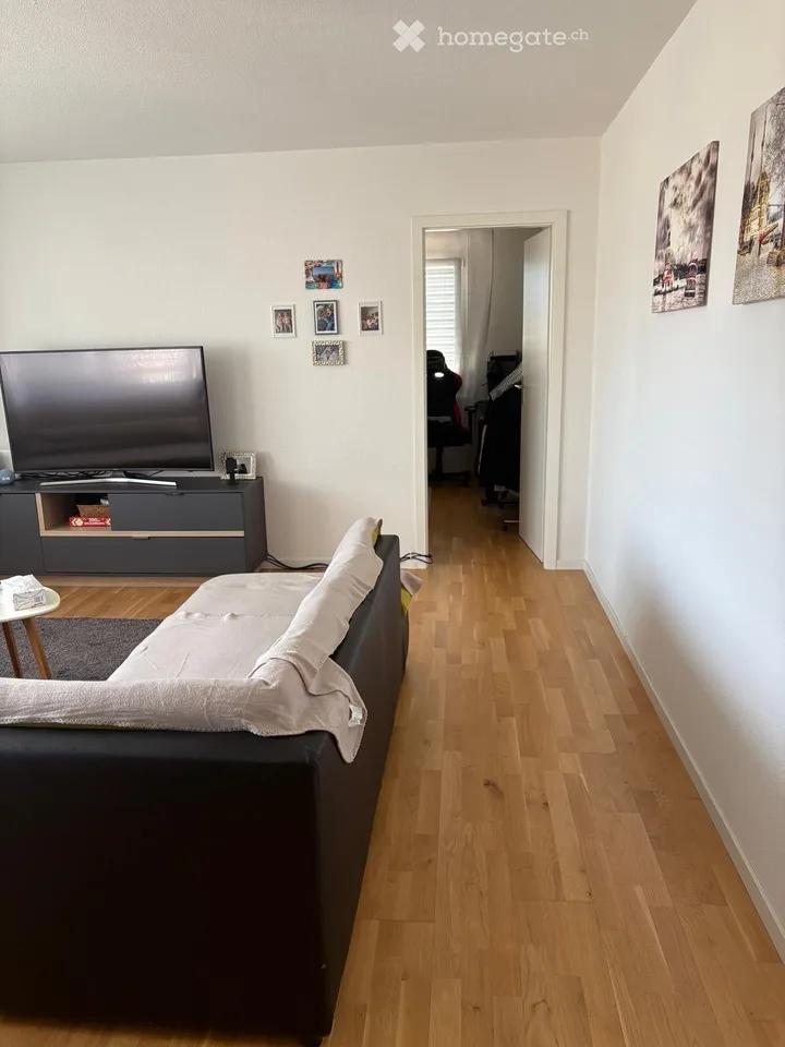 Bright 2.5-room apartment in a new building