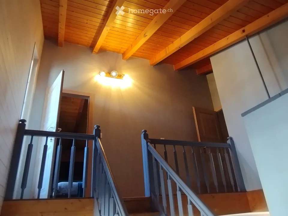 In Baar-Nendaz, 4 minutes from Sion, high-standard apartment - 180m2 - 4 private suites and 2 terraces