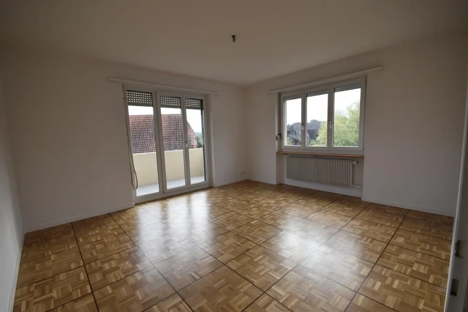 Appartamento accogliente di 3 locali con balcone a Büren an der Aare – disponibile immediatamente!