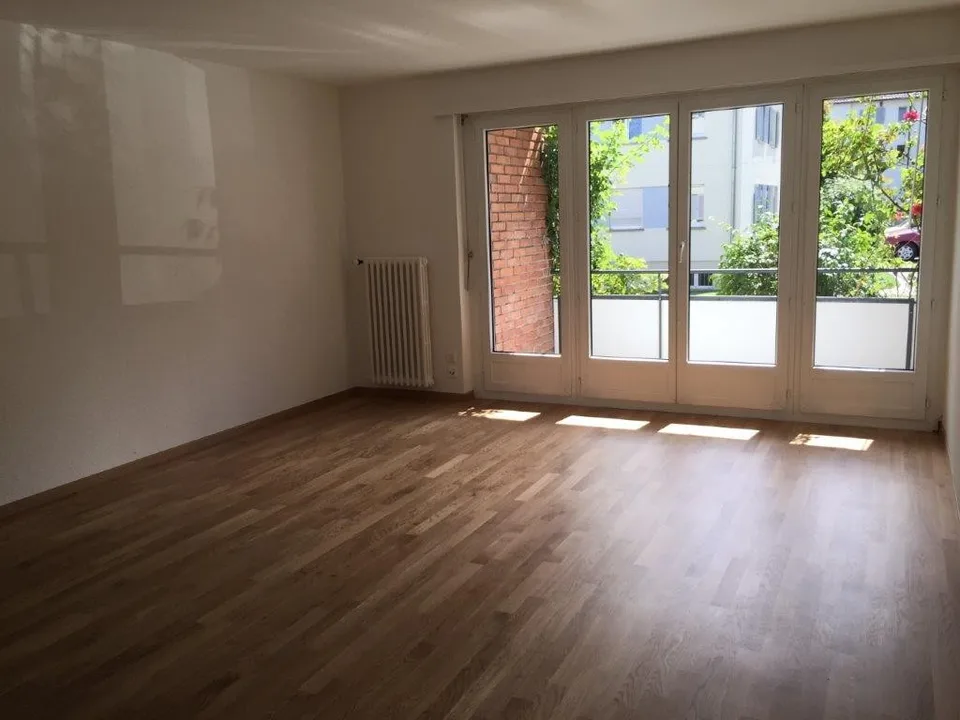 Appartamento di 3 camere attraente in una buona posizione a Horgen