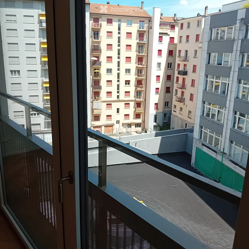 3.5, Appartement neuf (Projet Prisma): Nr. F53, voir vidéo