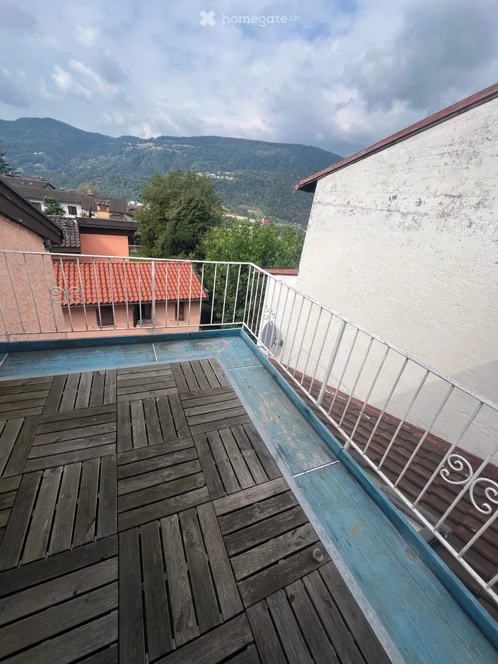 VEZIA ZIMMERVERMIETUNG PENTHOUSE